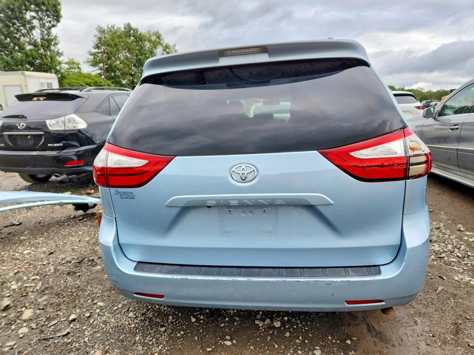 Aukcja sprzedaży 2015 Toyota Sienna, vin: 5TDKK3DC5FS612287, numer aukcji: 69919236
