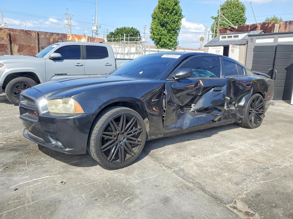 69640456 :رقم المزاد ، 2B3CL5CT1BH538553 vin ، 2011 Dodge Charger مزاد بيع