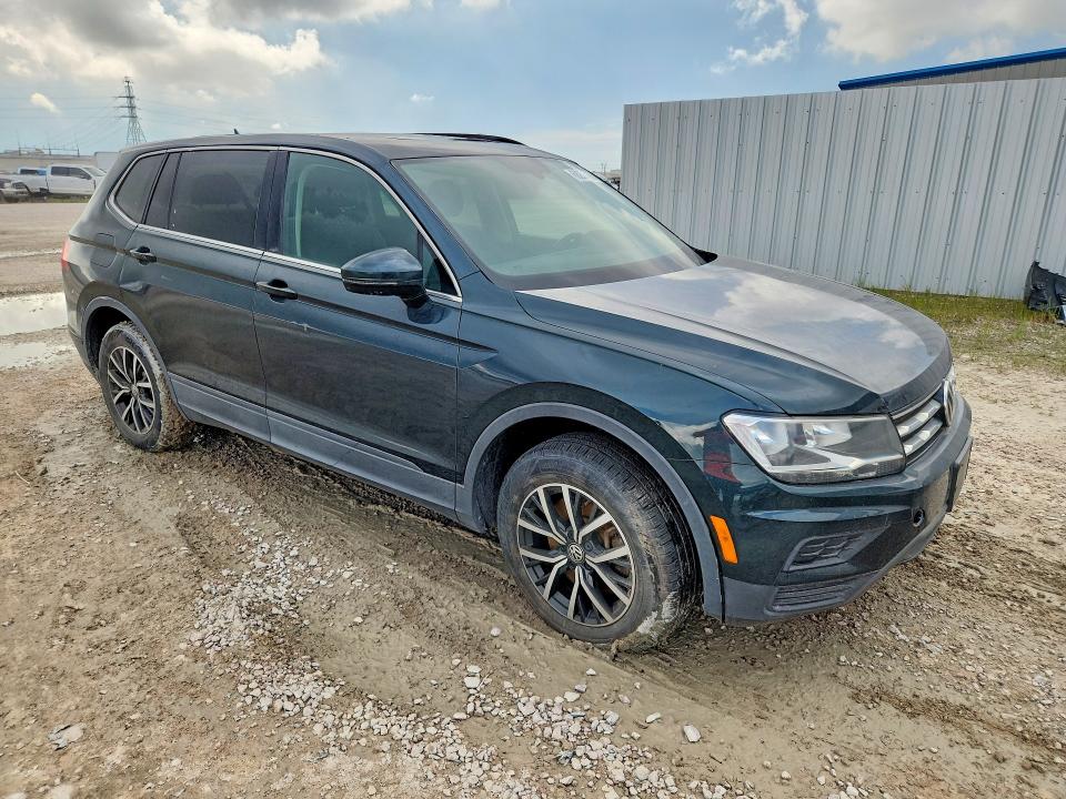 68233056 :رقم المزاد ، 3VV2B7AX1KM157562 vin ، 2019 Volkswagen Tiguan مزاد بيع