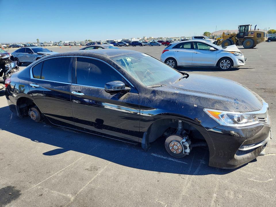 Продаж на аукціоні авто 2016 Honda Accord, vin: 1HGCR2F76GA165530, номер лоту: 70633826
