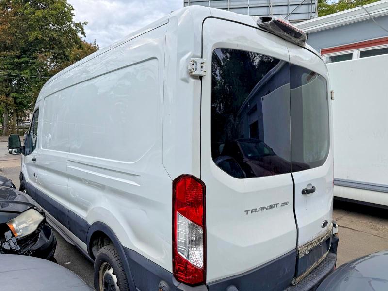 68586716 :رقم المزاد ، 1FTYR2CMXKKA29855 vin ، 2019 Ford Transit مزاد بيع