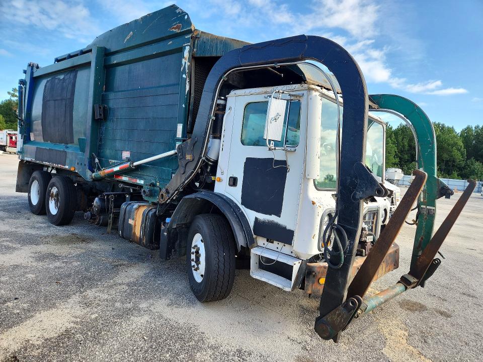 65814406 :رقم المزاد ، 1M2AV04C1GM060426 vin ، 2016 Mack Mru613 مزاد بيع