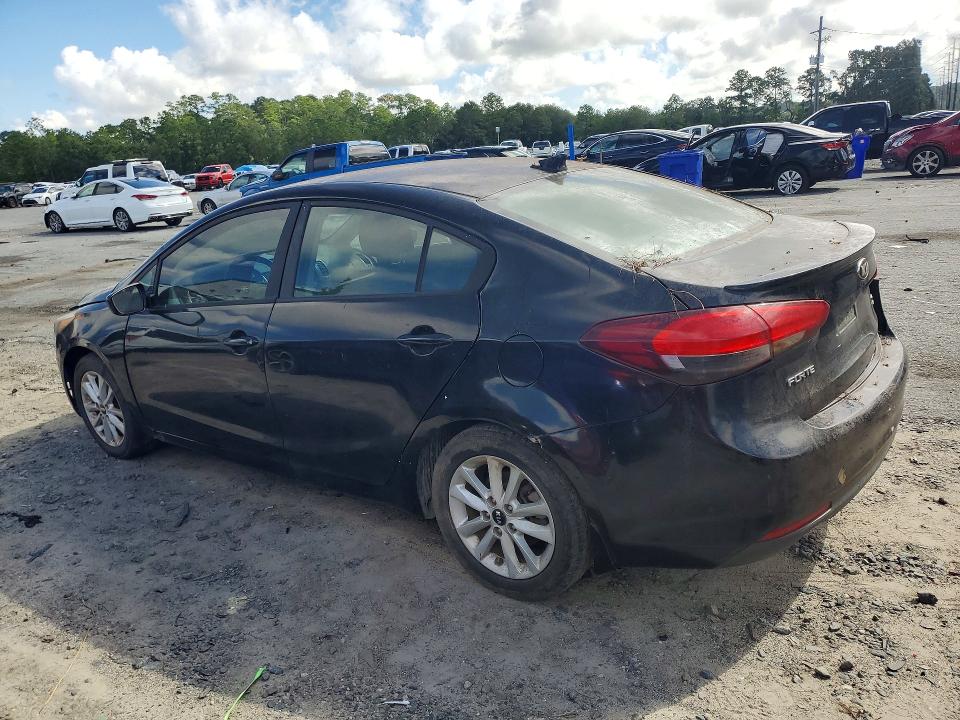 2017 Kia Forte მანქანა იყიდება აუქციონზე, vin: 3KPFL4A76HE043586, აუქციონის ნომერი: 67343516