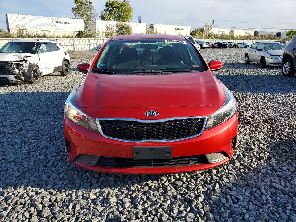 2017 Kia Forte მანქანა იყიდება აუქციონზე, vin: 3KPFL4A70HE152948, აუქციონის ნომერი: 68889056