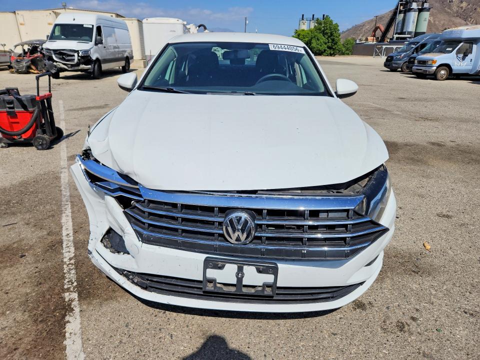 69444056 :رقم المزاد ، 3VWC57BU0KM264971 vin ، 2019 Volkswagen Jetta مزاد بيع