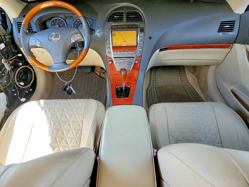 68640796 :رقم المزاد ، JTHBK1EG6B2431592 vin ، 2011 Lexus Es مزاد بيع