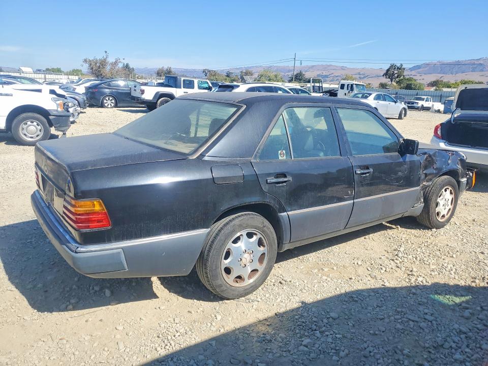 69196946 :رقم المزاد ، WDBEA26D4MB298375 vin ، 1991 Mercedes-benz 300 مزاد بيع