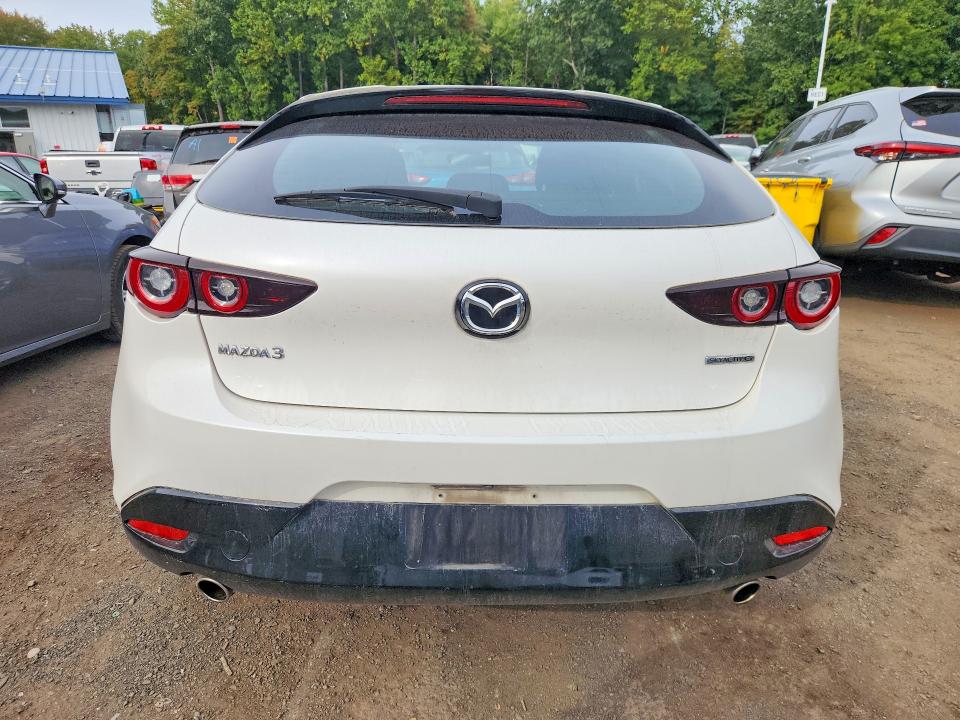 70280436 :رقم المزاد ، JM1BPAJL2N1509835 vin ، 2022 Mazda 3 مزاد بيع