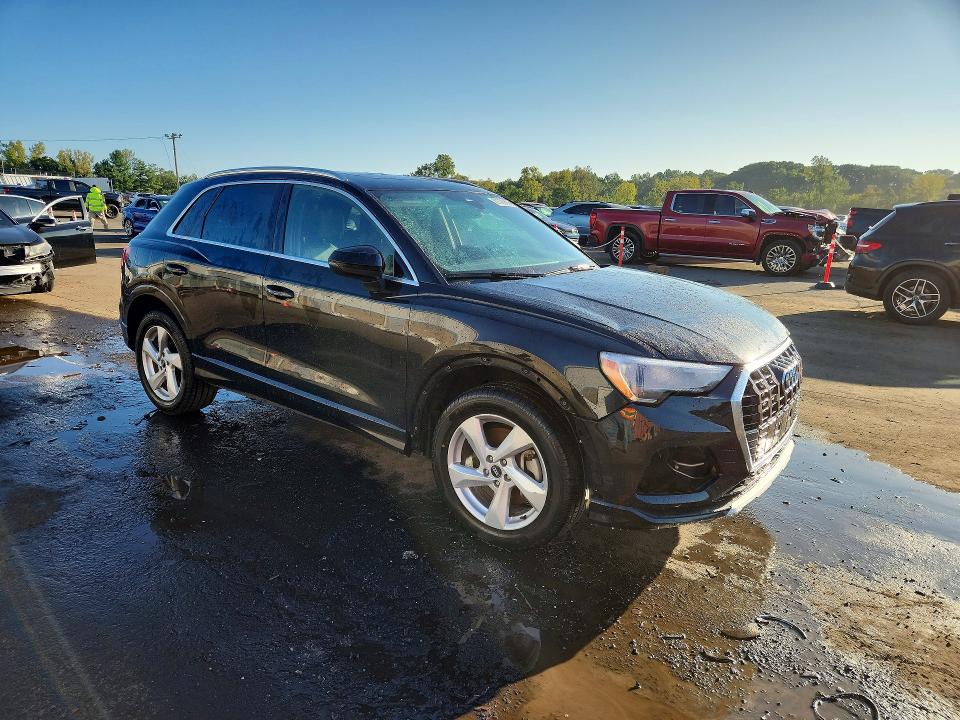 2021 Audi Q3 მანქანა იყიდება აუქციონზე, vin: WA1AUCF39M1062471, აუქციონის ნომერი: 67099656