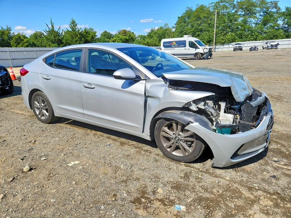 68847386 :رقم المزاد ، 5NPD84LF5HH168152 vin ، 2017 Hyundai Elantra مزاد بيع