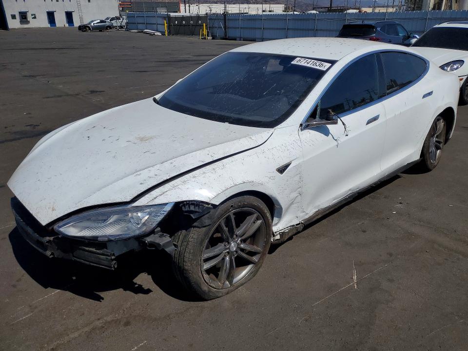 Aukcja sprzedaży 2015 Tesla Model S, vin: 5YJSA1S2XFF093372, numer aukcji: 67141636