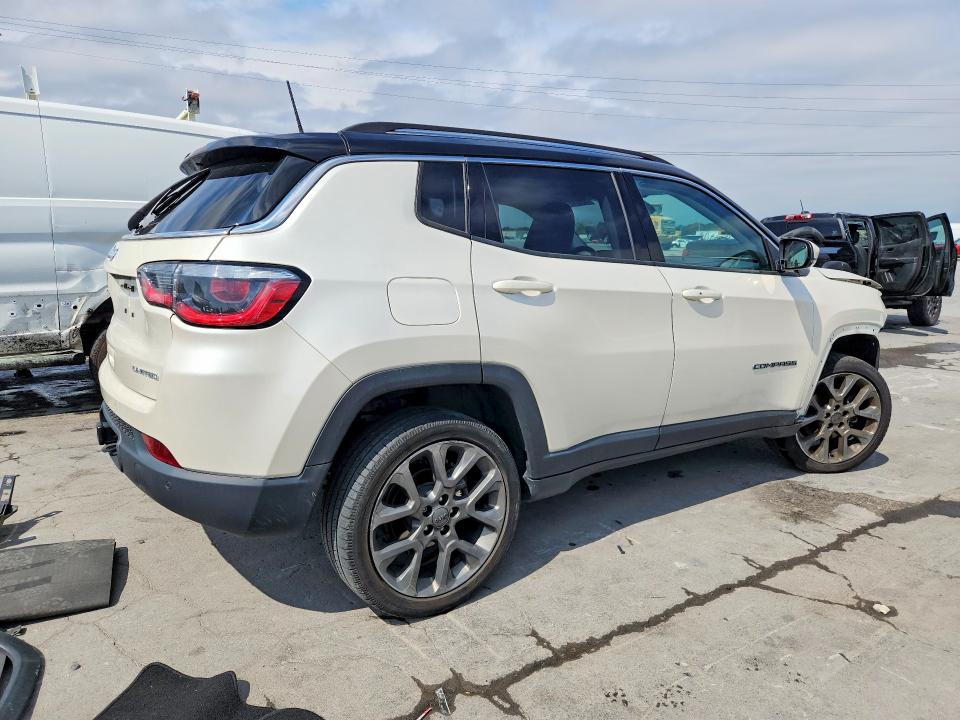 Продажа на аукционе авто 2018 Jeep Compass, vin: 3C4NJDCBXJT127737, номер лота: 69817446