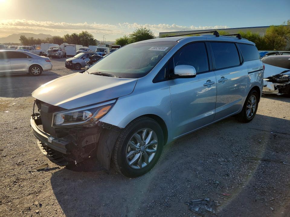 69529056 :رقم المزاد ، KNDMB5C15L6638792 vin ، 2020 Kia Sedona مزاد بيع