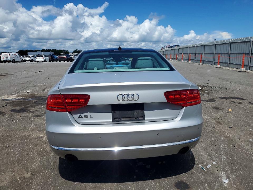 67266846 :رقم المزاد ، WAURGAFD4DN026383 vin ، 2013 Audi A8 مزاد بيع