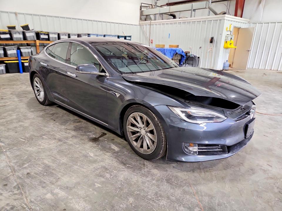 Aukcja sprzedaży 2017 Tesla Model S, vin: 5YJSA1E25HF192471, numer aukcji: 67342866