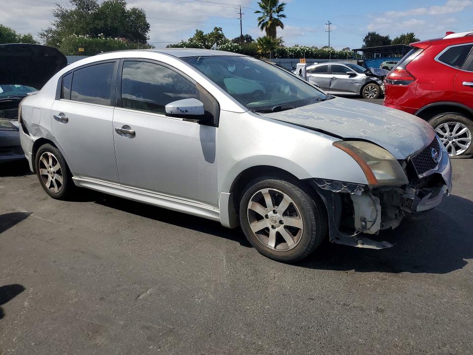 2012 Nissan Sentra მანქანა იყიდება აუქციონზე, vin: 3N1AB6AP8CL735395, აუქციონის ნომერი: 69359446