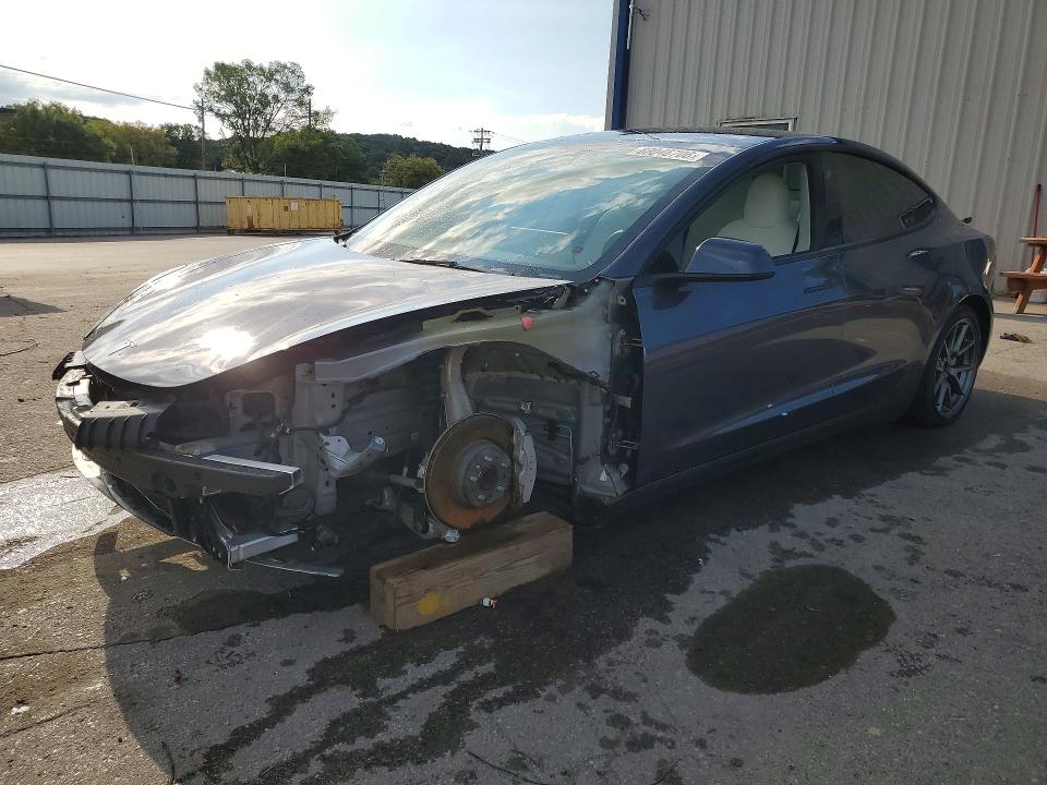 Продажа на аукционе авто 2023 Tesla Model 3, vin: 5YJ3E1EA2PF548387, номер лота: 68046706