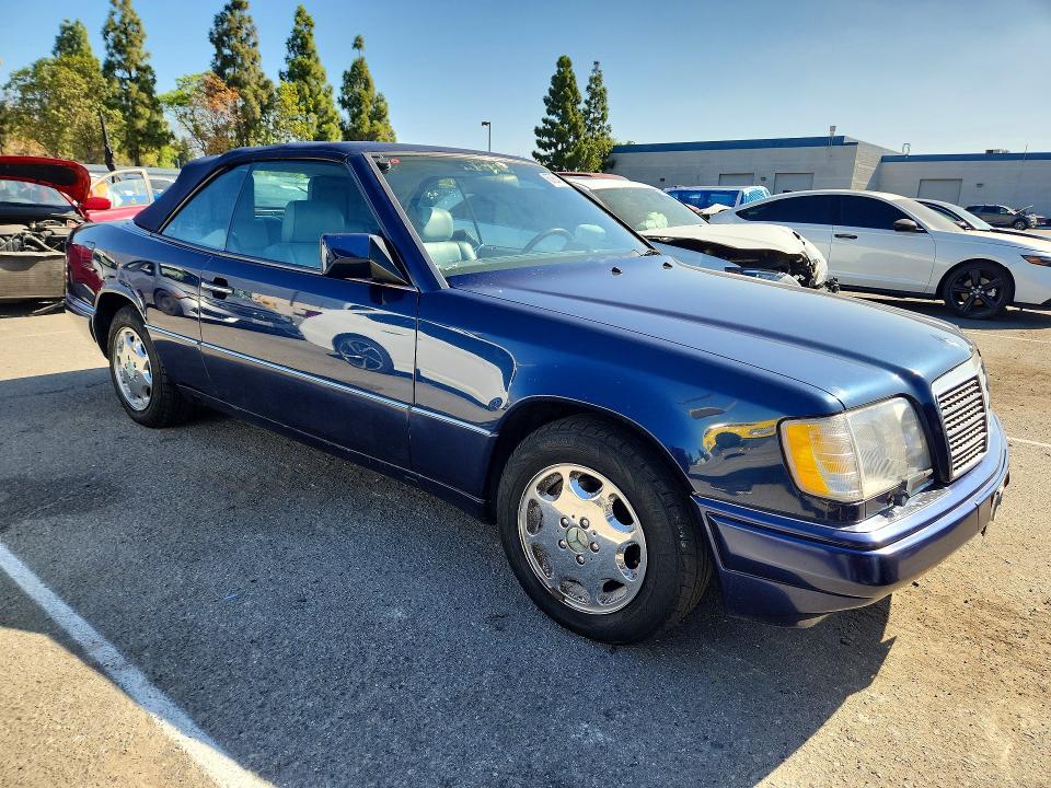 Продажа на аукционе авто 1995 Mercedes-benz E, vin: WDBEA66E5SC199409, номер лота: 67884516