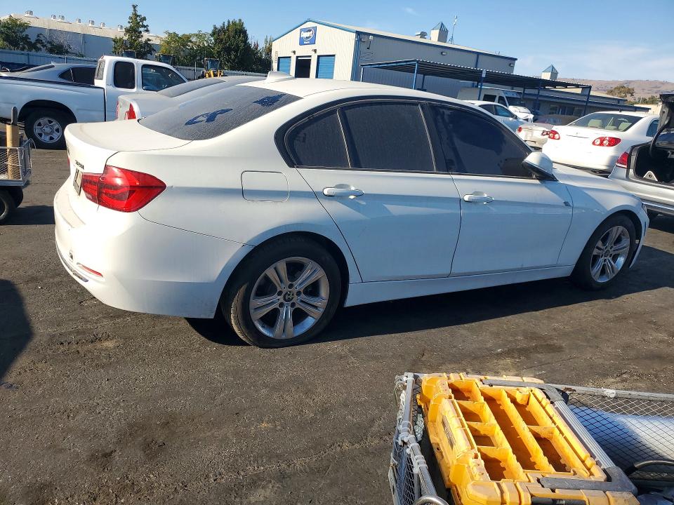 69971836 :رقم المزاد ، WBA8E9G56GNT85049 vin ، 2016 Bmw 328 مزاد بيع