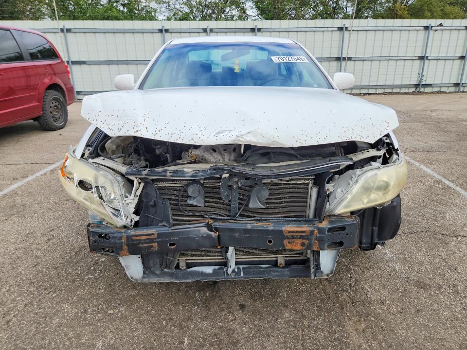 70127546 :رقم المزاد ، 4T1BE46K77U652588 vin ، 2007 Toyota Camry مزاد بيع