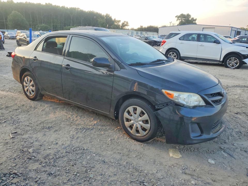 67705296 :رقم المزاد ، JTDBU4EE2DJ115479 vin ، 2013 Toyota Corolla مزاد بيع