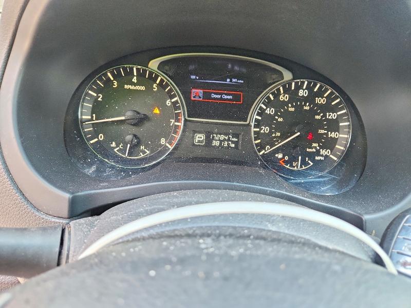 2015 Nissan Altima მანქანა იყიდება აუქციონზე, vin: 1N4AL3AP9FC273184, აუქციონის ნომერი: 67653846