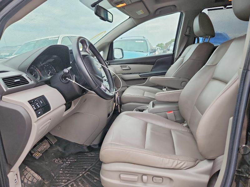 68027016 :رقم المزاد ، 5FNRL5H67DB028518 vin ، 2013 Honda Odyssey مزاد بيع