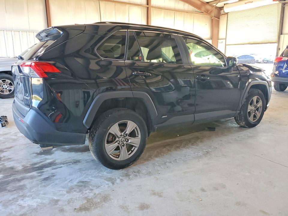 Продажа на аукционе авто 2023 Toyota Rav4, vin: JTMMWRFV5PD572353, номер лота: 67671006