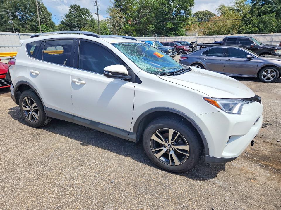 68781756 :رقم المزاد ، JTMWFREV3JJ161049 vin ، 2018 Toyota Rav4 مزاد بيع