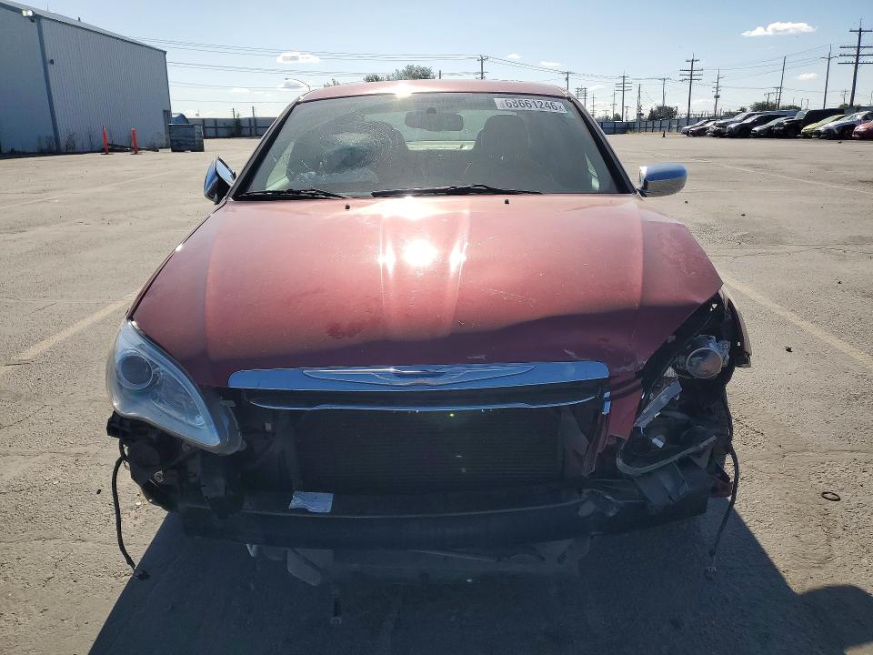 68661246 :رقم المزاد ، 1C3CCBCG2DN503762 vin ، 2016 Chrysler 200 مزاد بيع