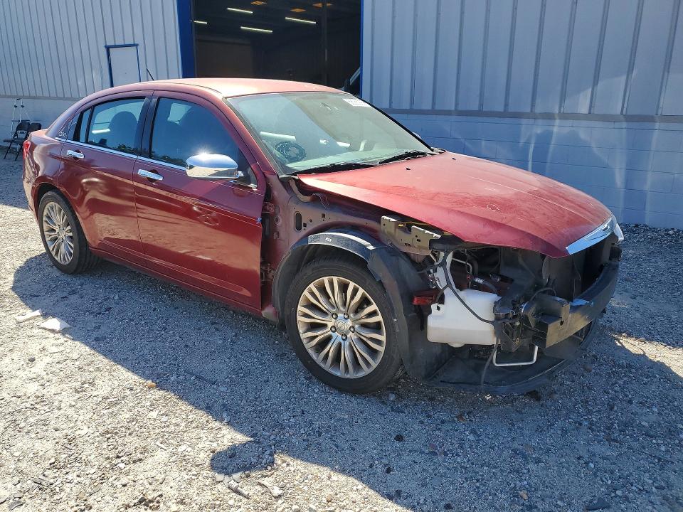 68065996 :رقم المزاد ، 1C3CCBCG8DN650250 vin ، 2013 Chrysler 200 مزاد بيع