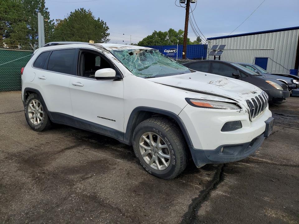 68930796 :رقم المزاد ، 1C4PJMCB9FW645719 vin ، 2015 Jeep Cherokee مزاد بيع