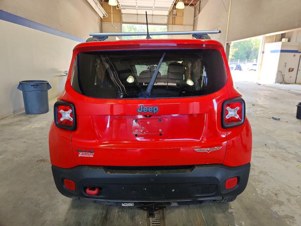 67658536 :رقم المزاد ، ZACCJBCT4GPC51393 vin ، 2016 Jeep Renegade مزاد بيع