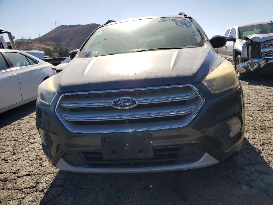 Продажа на аукционе авто 2018 Ford Escape, vin: 1FMCU9GD1JUA32170, номер лота: 70422186
