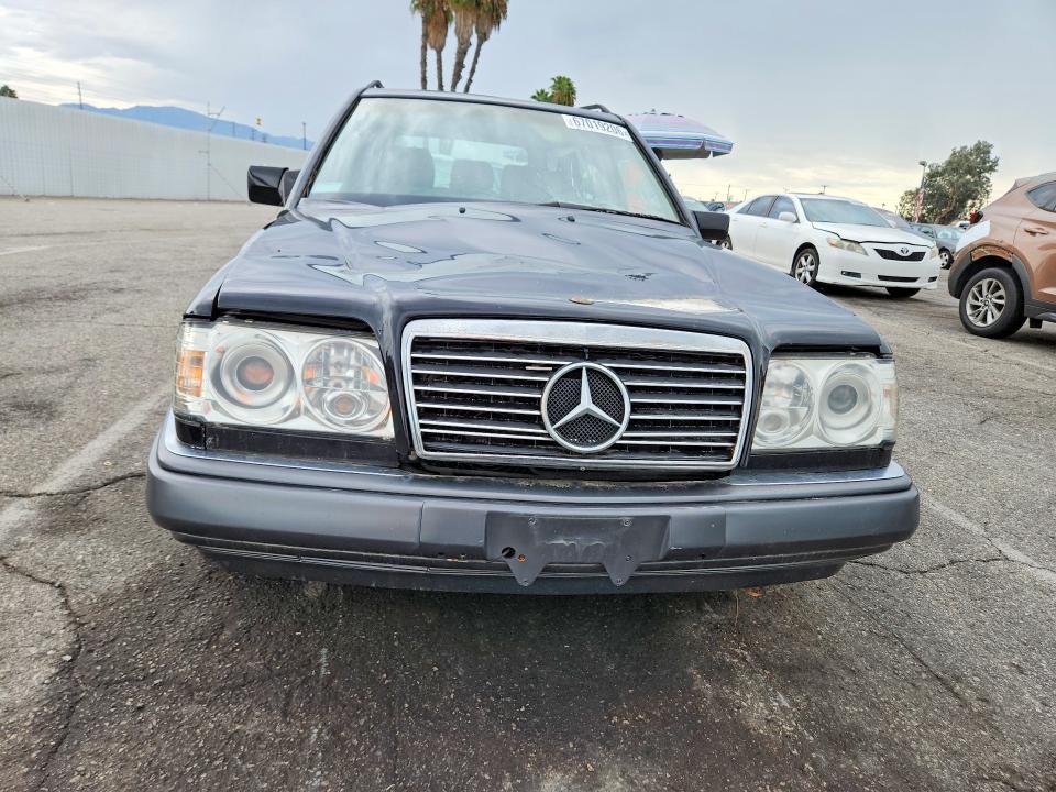 Продажа на аукционе авто 1995 Mercedes-benz E, vin: WDBEA92E9SF308119, номер лота: 67019206