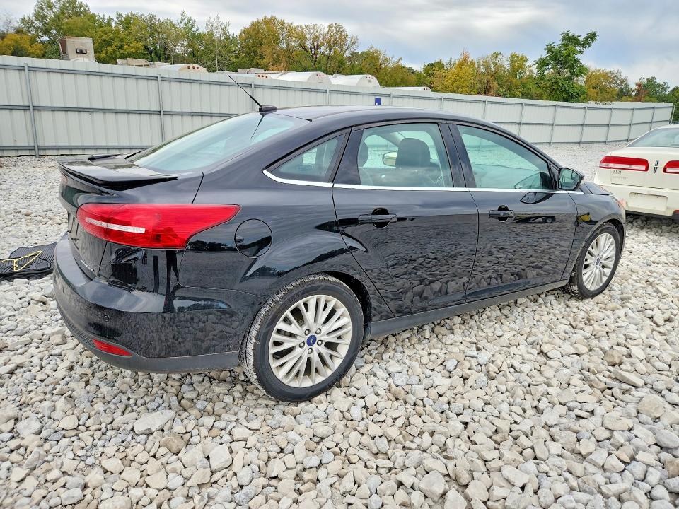 71079656 :رقم المزاد ، 1FADP3J26JL221686 vin ، 2018 Ford Focus مزاد بيع