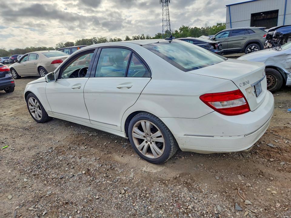 Продажа на аукционе авто 2010 Mercedes-benz C, vin: WDDGF8BBXAR128131, номер лота: 69685626