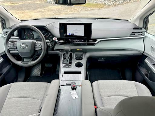 Aukcja sprzedaży 2026 Toyota Sienna, vin: 5TDKRKEC9TS298188, numer aukcji: 60124676
