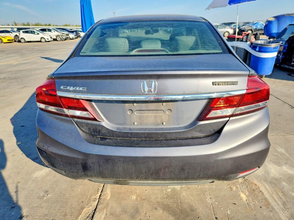 Продаж на аукціоні авто 2015 Honda Civic, vin: 2HGFB2F58FH558851, номер лоту: 70090096