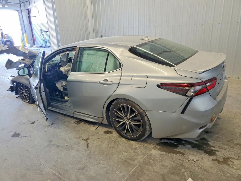 2022 Toyota Camry მანქანა იყიდება აუქციონზე, vin: 4T1G11AK4NU054429, აუქციონის ნომერი: 68502286