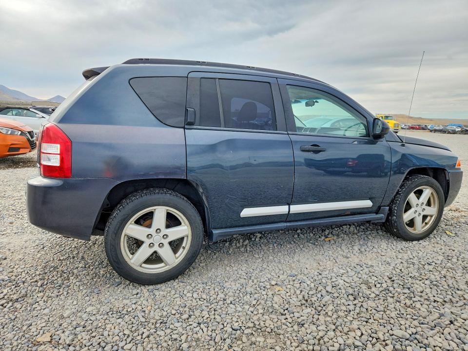 69887066 :رقم المزاد ، 1J8FF57W97D598097 vin ، 2007 Jeep Compass مزاد بيع