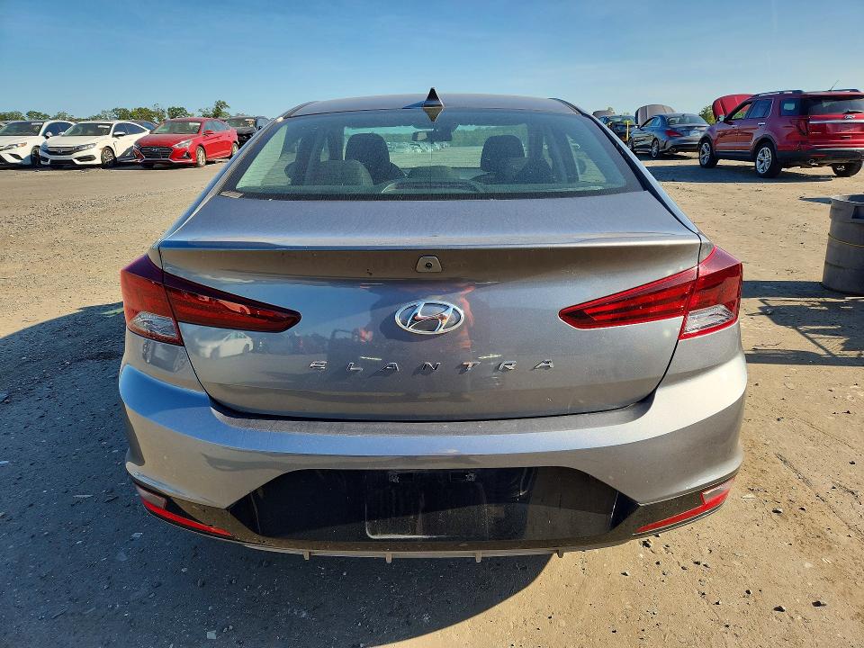 68710696 :رقم المزاد ، 5NPD84LF5KH482438 vin ، 2019 Hyundai Elantra مزاد بيع