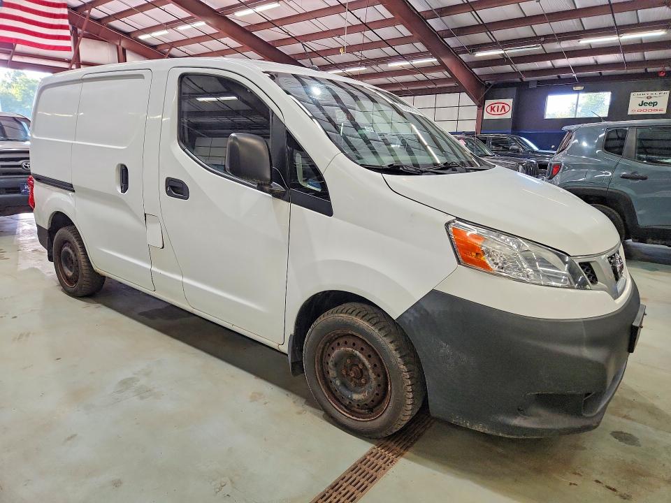 70165706 :رقم المزاد ، 3N6CM0KN9FK710541 vin ، 2015 Nissan Nv200 مزاد بيع