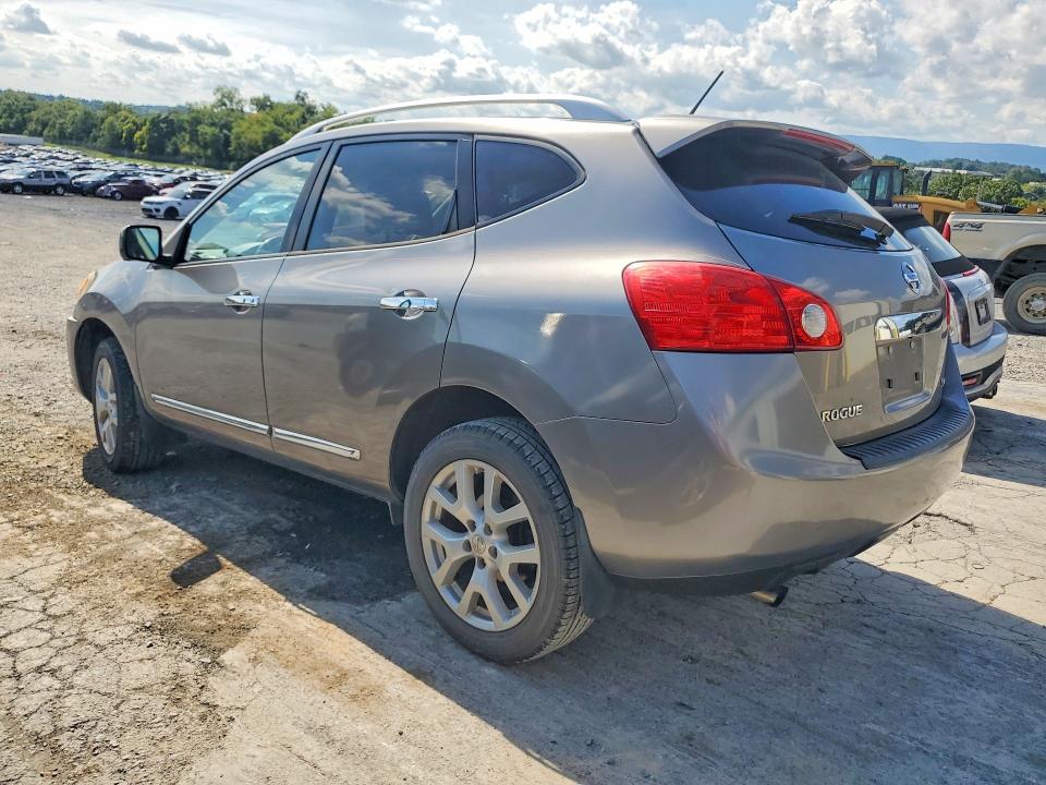 Продаж на аукціоні авто 2013 Nissan Rogue, vin: JN8AS5MV9DW618765, номер лоту: 68047906