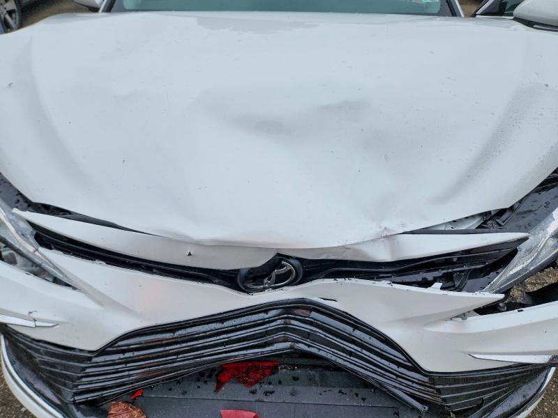 69782696 :رقم المزاد ، 4T1F11AK1MU603160 vin ، 2021 Toyota Camry مزاد بيع