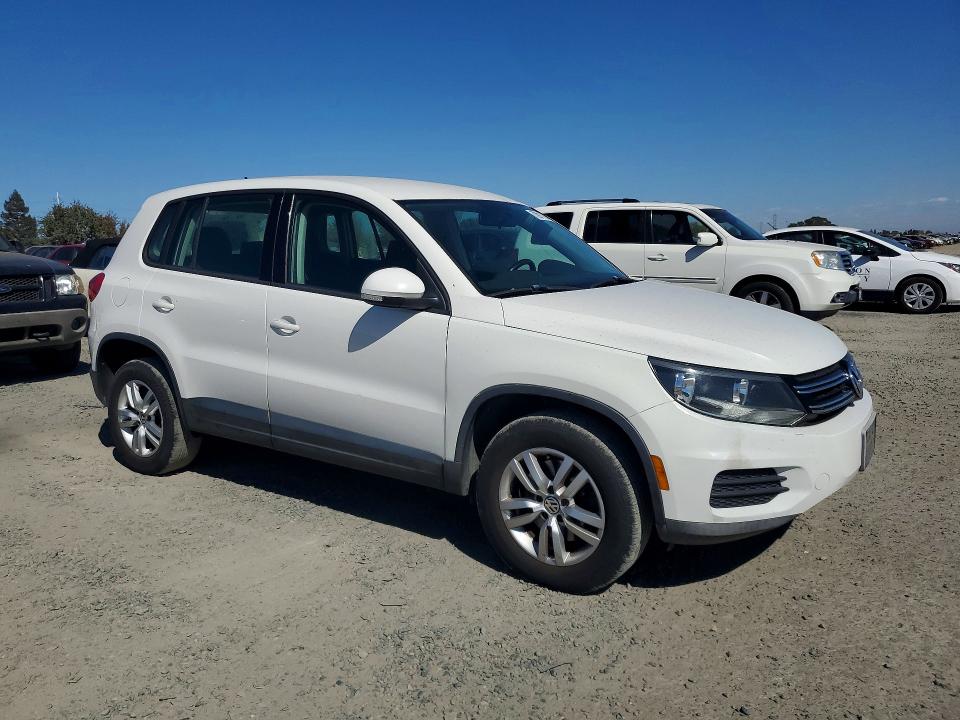 Продажа на аукционе авто 2013 Volkswagen Tiguan, vin: WVGAV3AX0DW576883, номер лота: 70917286