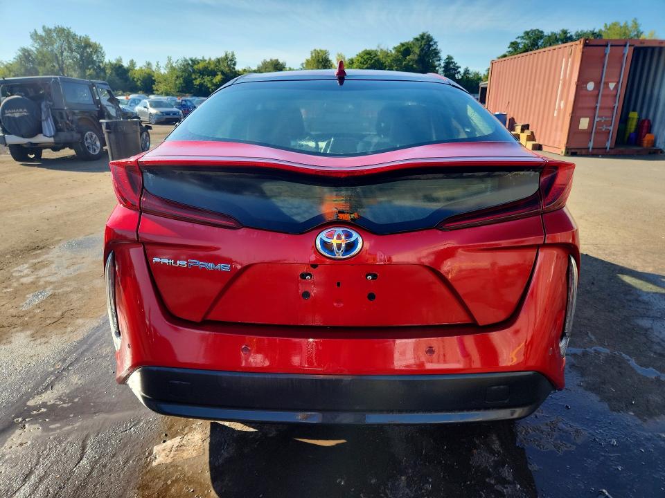 66640236 :رقم المزاد ، JTDKARFP6H3015790 vin ، 2017 Toyota Prius Prime مزاد بيع