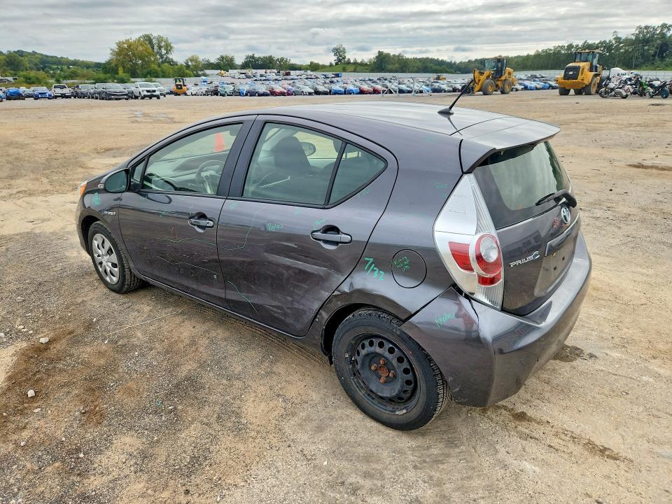 Продажа на аукционе авто 2014 Toyota Prius C, vin: JTDKDTB37E1573632, номер лота: 69933006
