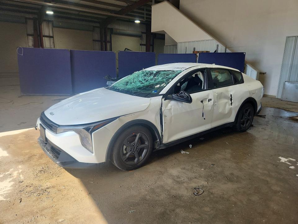 Продаж на аукціоні авто 2026 Kia K4, vin: 3KPFT4DEXTE260559, номер лоту: 69239846