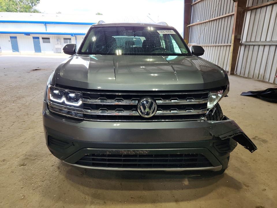 2018 Volkswagen Atlas მანქანა იყიდება აუქციონზე, vin: 1V2AR2CAXJC527133, აუქციონის ნომერი: 68818906